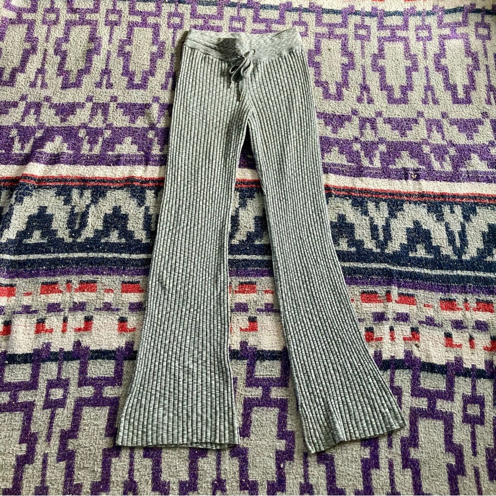 Athleta revolve sweatpants in gray - Picture 2 of 10